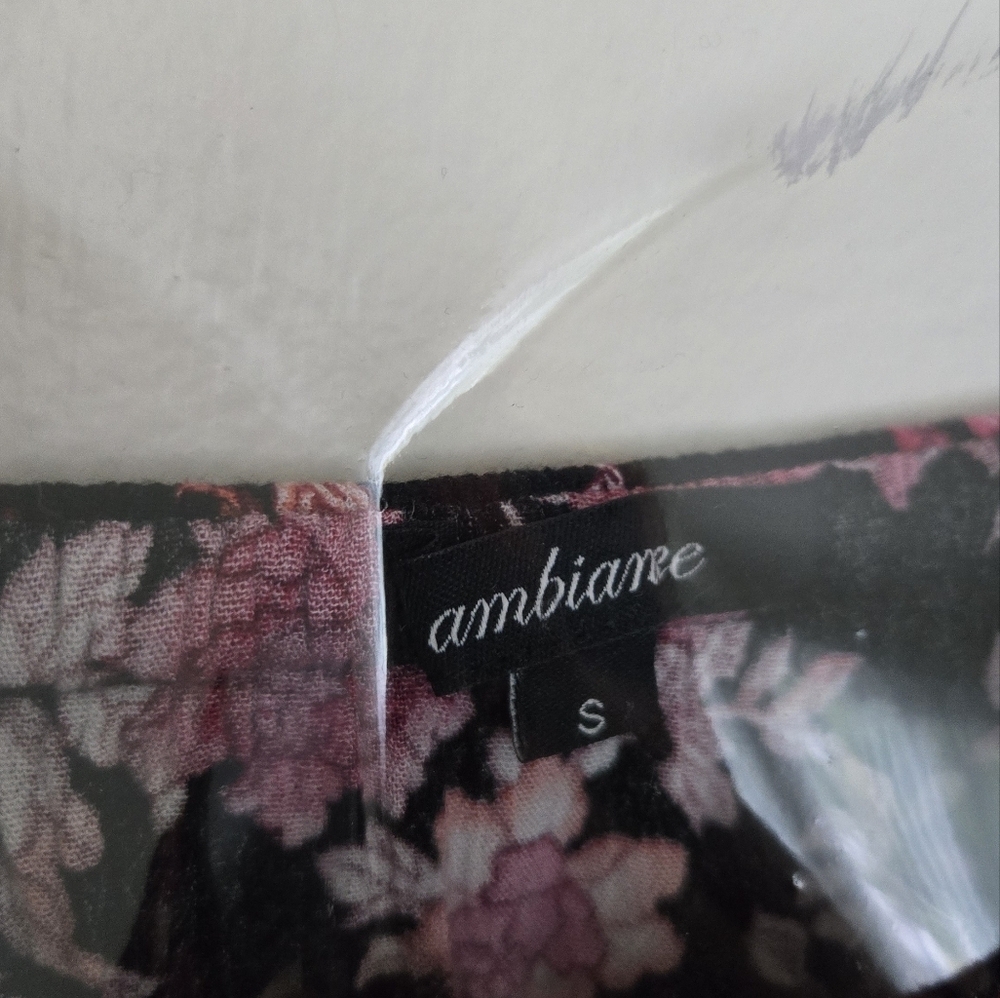 *3/$20 Floral Off the Shoulder Romper Short - Picture 2 of 3